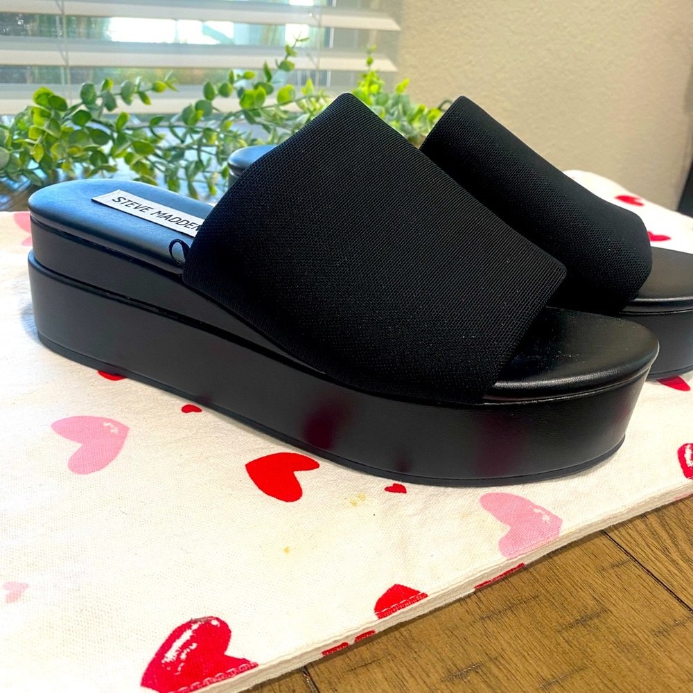 Women’s Steve Madden sandals